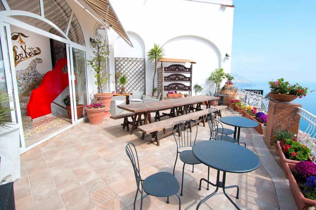 Hostel Brikette Positano Esterno foto