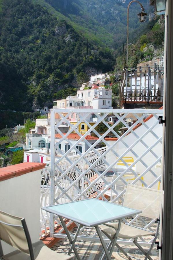 Hostel Brikette Positano Esterno foto
