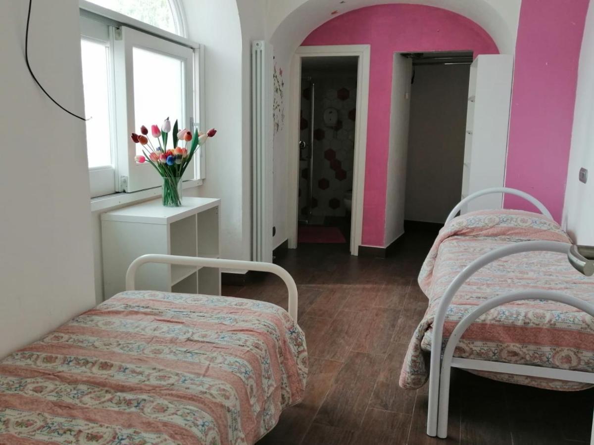 Hostel Brikette Positano Esterno foto